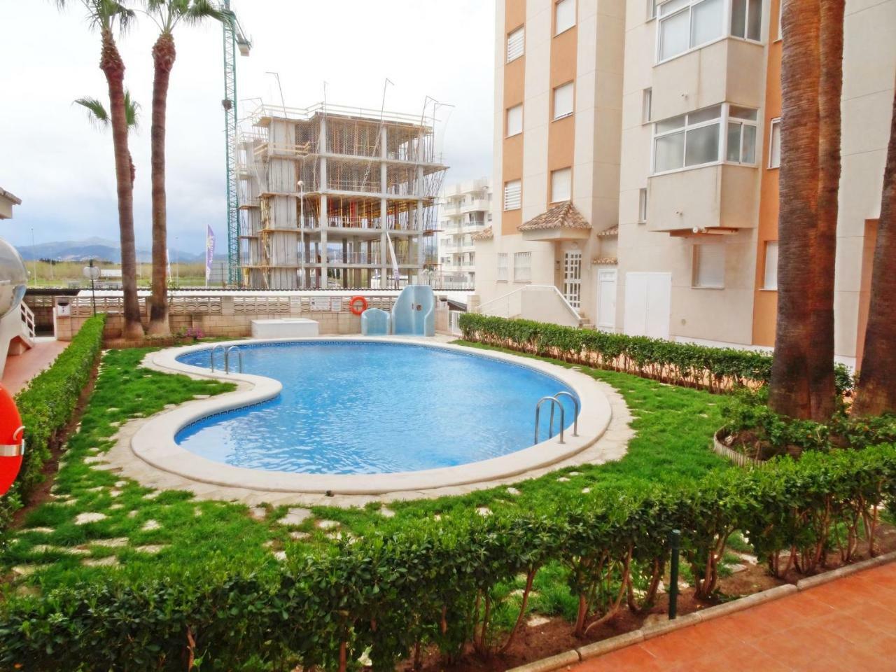 Neptuno Apartamento - Frente A La Playa Daimús Eksteriør billede