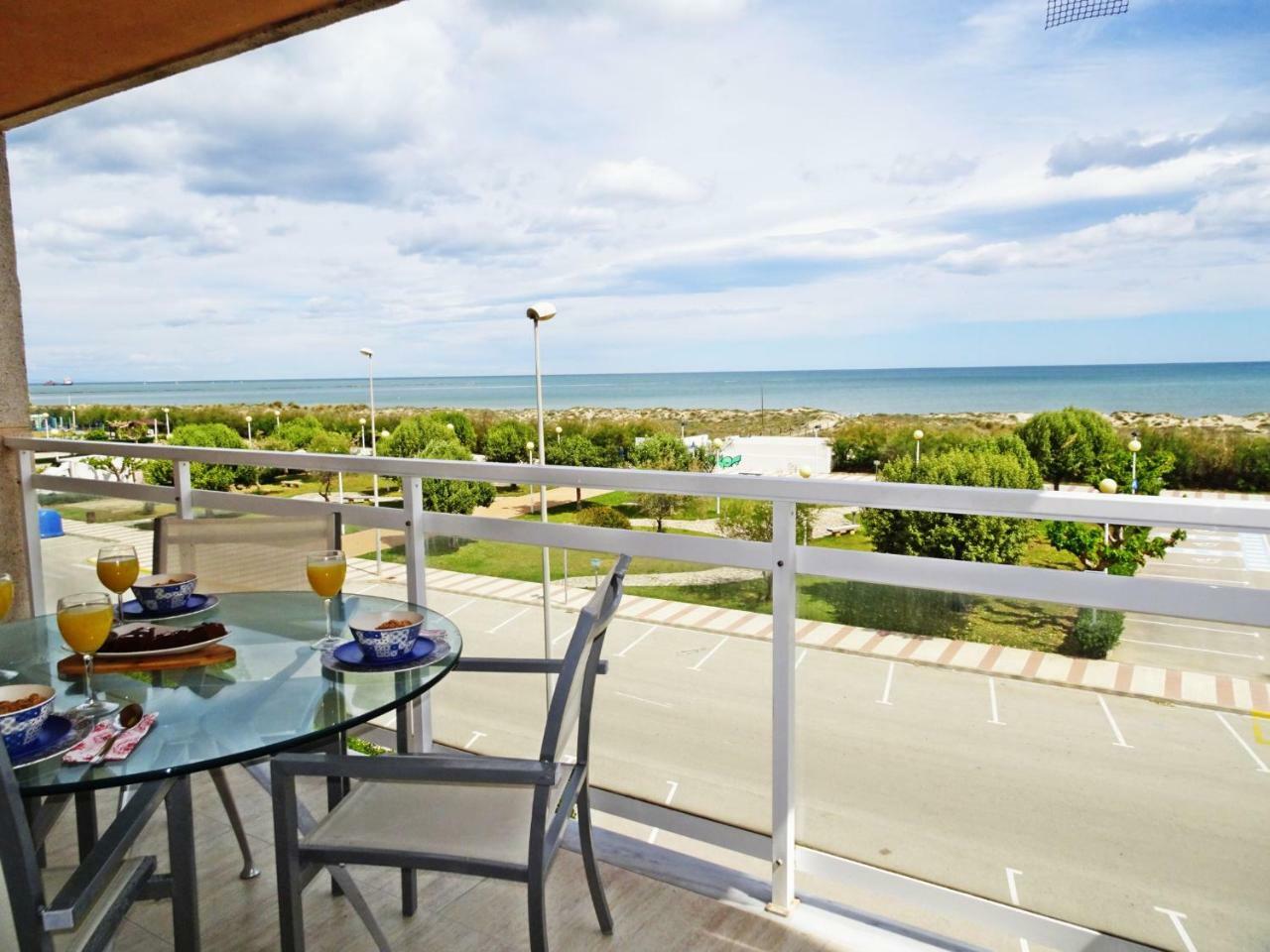 Neptuno Apartamento - Frente A La Playa Daimús Eksteriør billede
